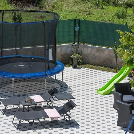 Holiday Stipanovi Dvori בית נופש *